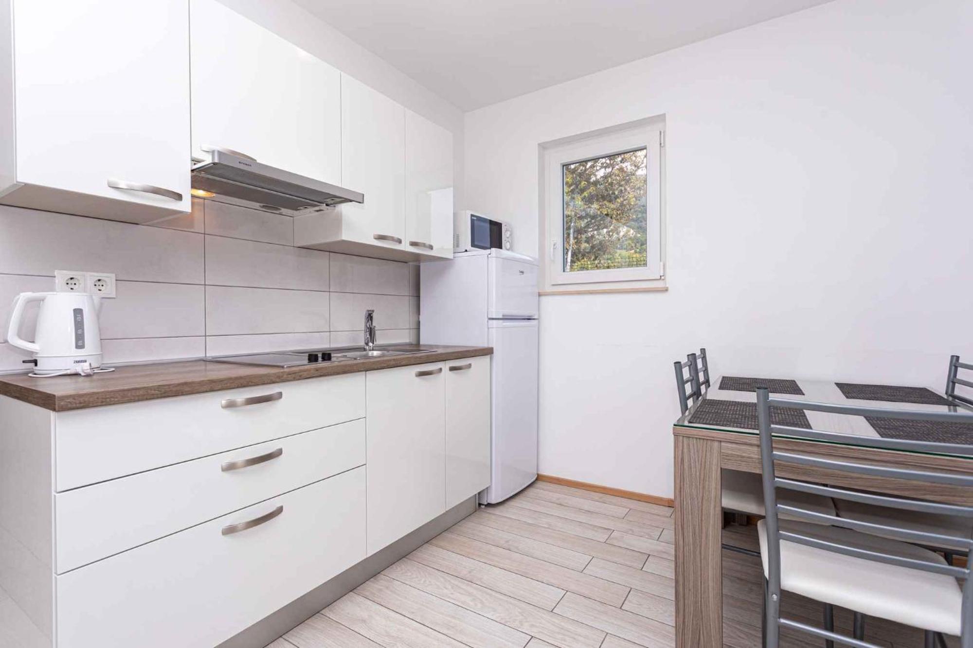 Apartment In 37047